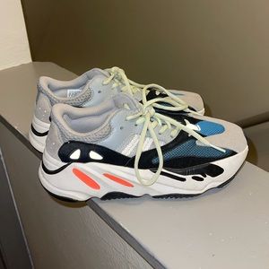 ADIDAS YEEZY BOOST 700 WAVE RUNNER